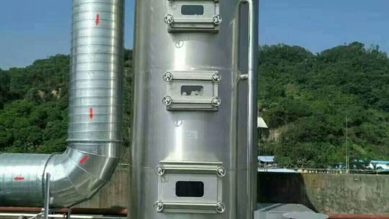 活性炭吸附箱：揭秘其应用优势与潜在风险